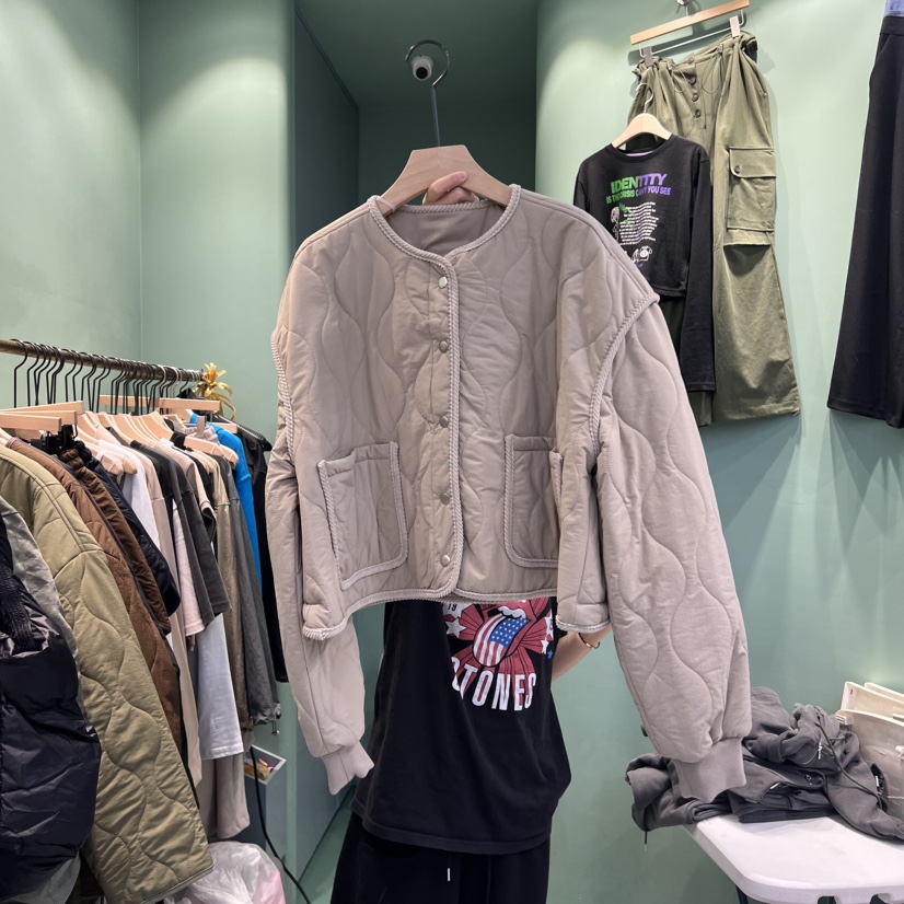 ROMANTIC NEWYORK韓國直郵女裝新品人氣真品時尚休閑短款棉服ROMANTIC NEWYORK短款棉服圖色2