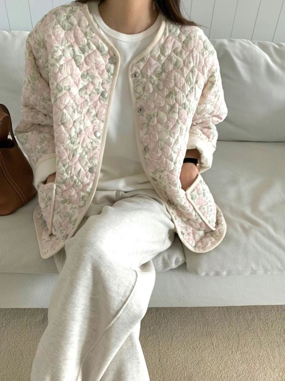 LUCKY ROOM韓國直郵東大門代購女裝新款真品短款棉服刺繡填充LUCKY ROOM短款棉服