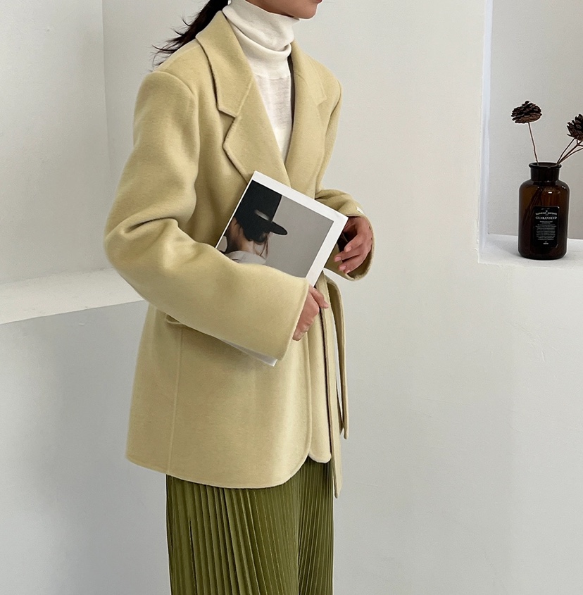 BANI BLUBH韓國直郵女裝新品熱賣人氣時尚短款大衣含腰帶手工BANI BLUSH短款大衣