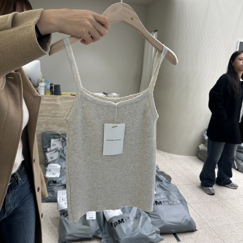 eoob/LAMEREI韓國直郵東大門實拍女裝新款24秋冬吊帶背心EOOB/LAMEREI吊帶/背心圖色1