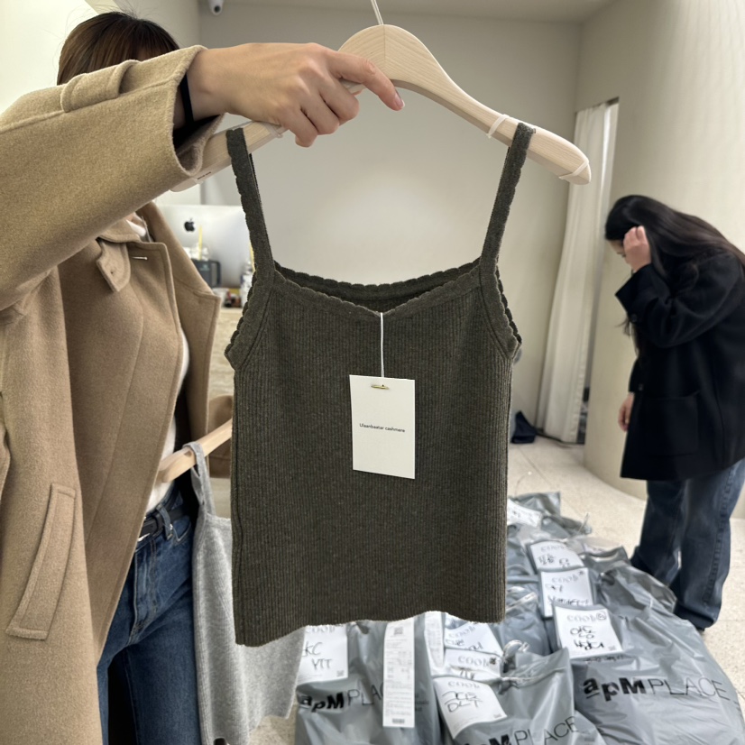 eoob/LAMEREI韓國直郵東大門實拍女裝新款24秋冬吊帶背心EOOB/LAMEREI吊帶/背心圖色3