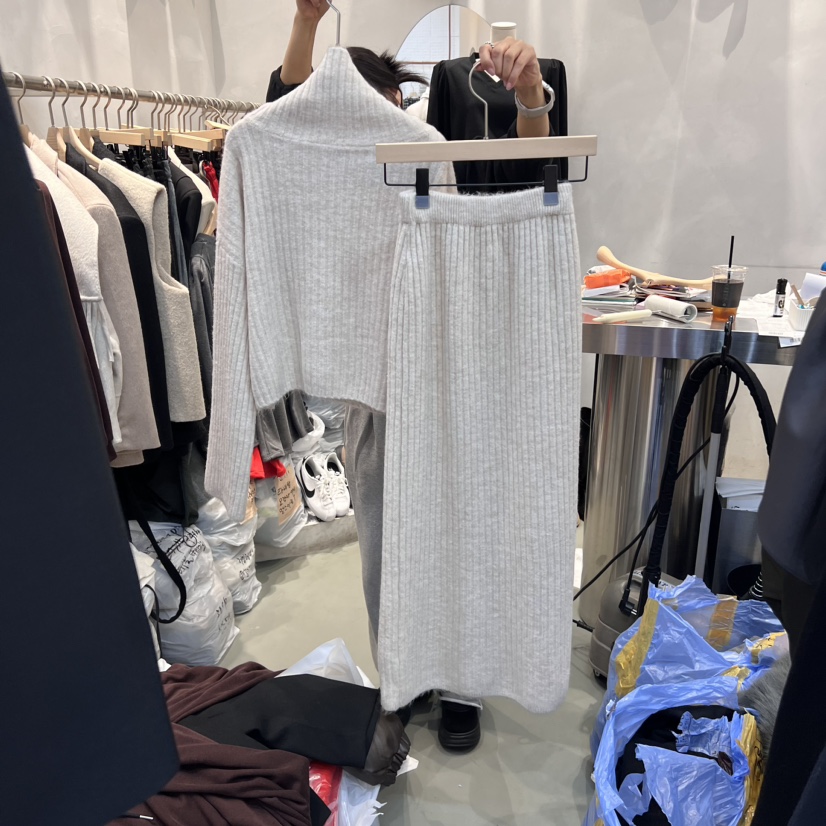 ULTRAORANGE韓國直郵東大門實拍女裝新品24秋冬套裝不含腰帶拉鏈GILT/ULTRAORANGE套裝