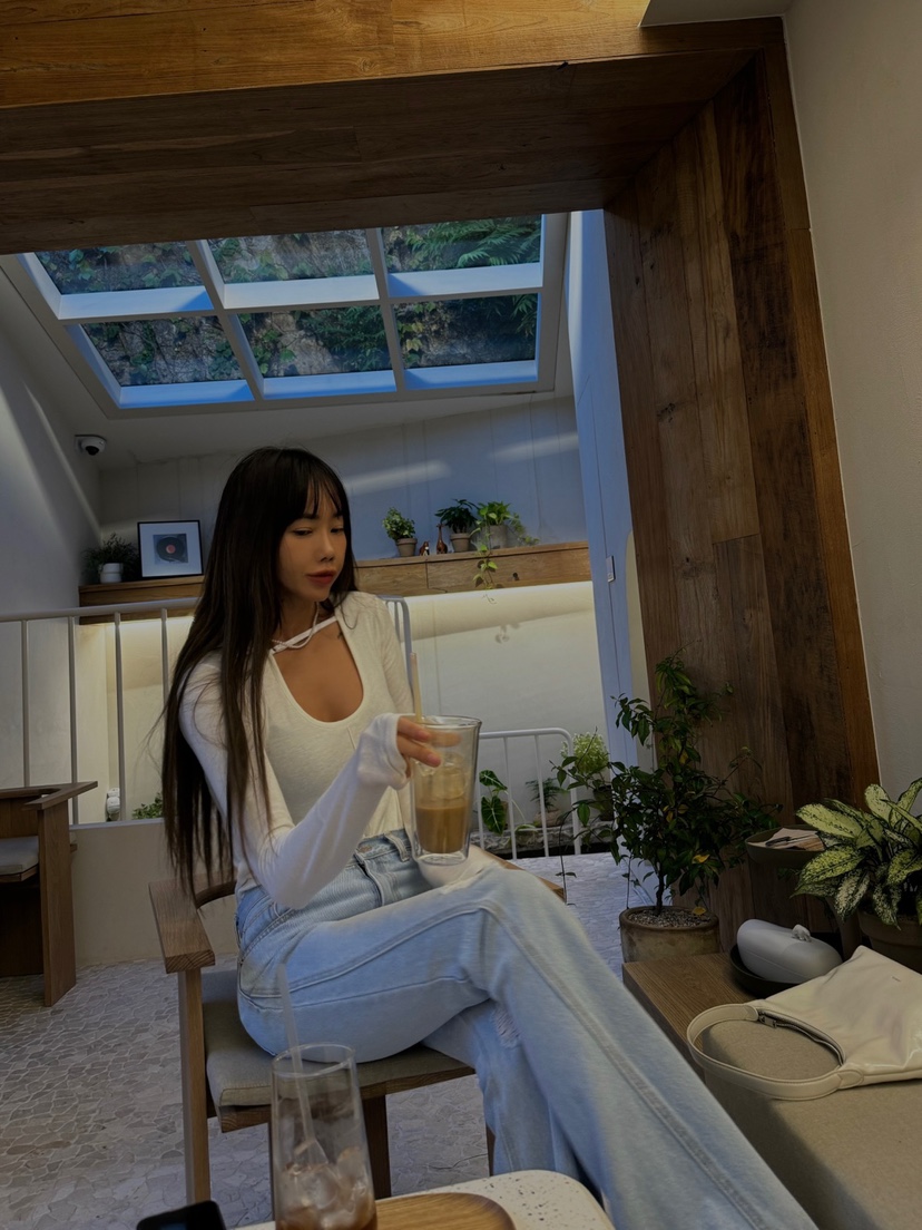 ABBEYLEE韓國直郵東大門代購女裝新品時尚真品職業24秋冬長袖T恤ABBEYLEE長袖T恤