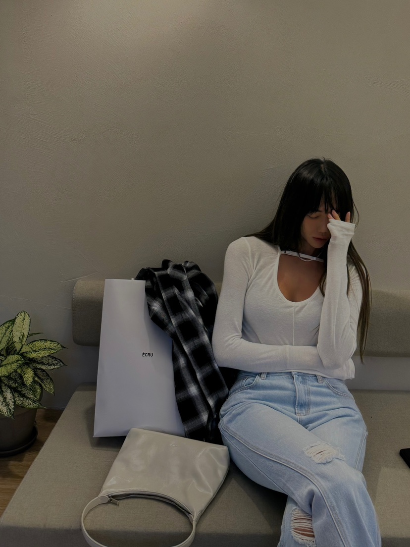 ABBEYLEE韓國直郵東大門代購女裝新品時尚真品職業24秋冬長袖T恤ABBEYLEE長袖T恤