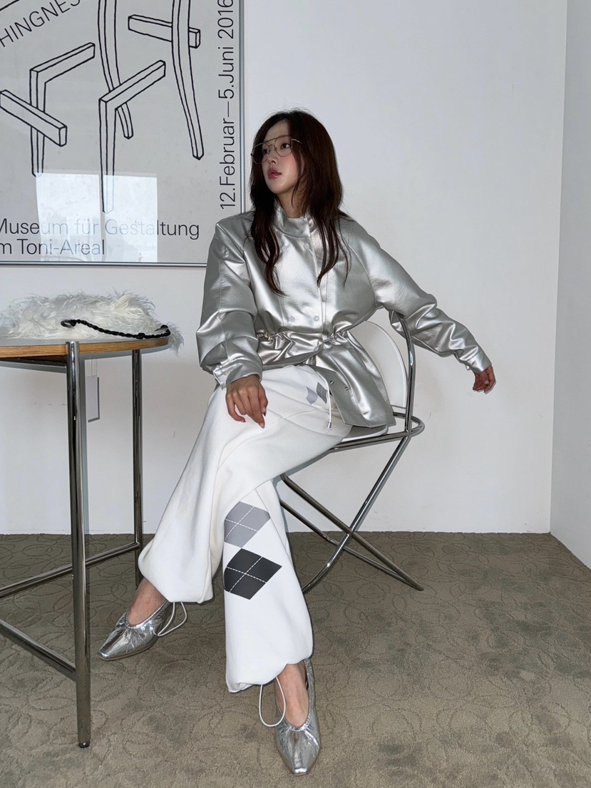 INSSENSE-A韓國直郵東大門代購女裝新品真品職業推薦皮衣皮革INSSENSE-A皮衣
