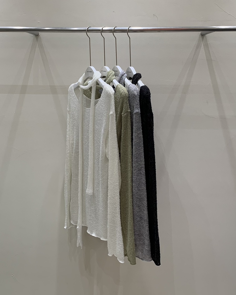 LOVE MOMENT直郵韓國代購女裝新品熱賣24秋冬針織衫含脖帶LOVE MOMENT針織衫