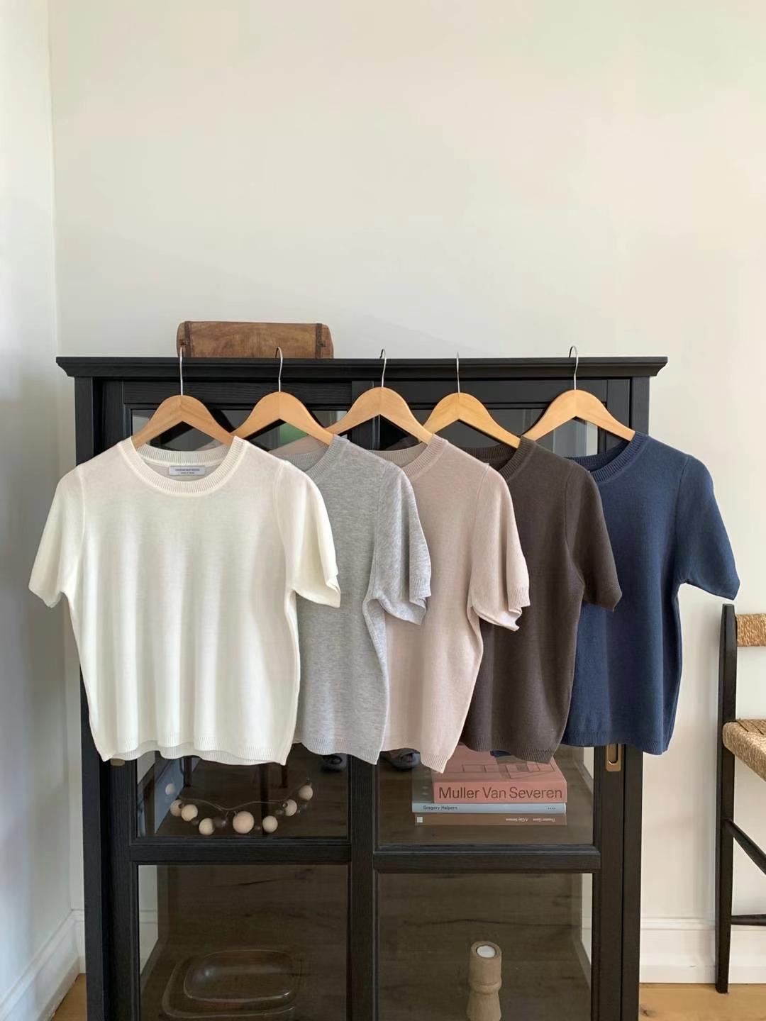 ONEMORETHING韓國直郵東大門實拍女裝新品真品推薦24秋冬T恤ONEMORETHINGT恤圖色2左二色