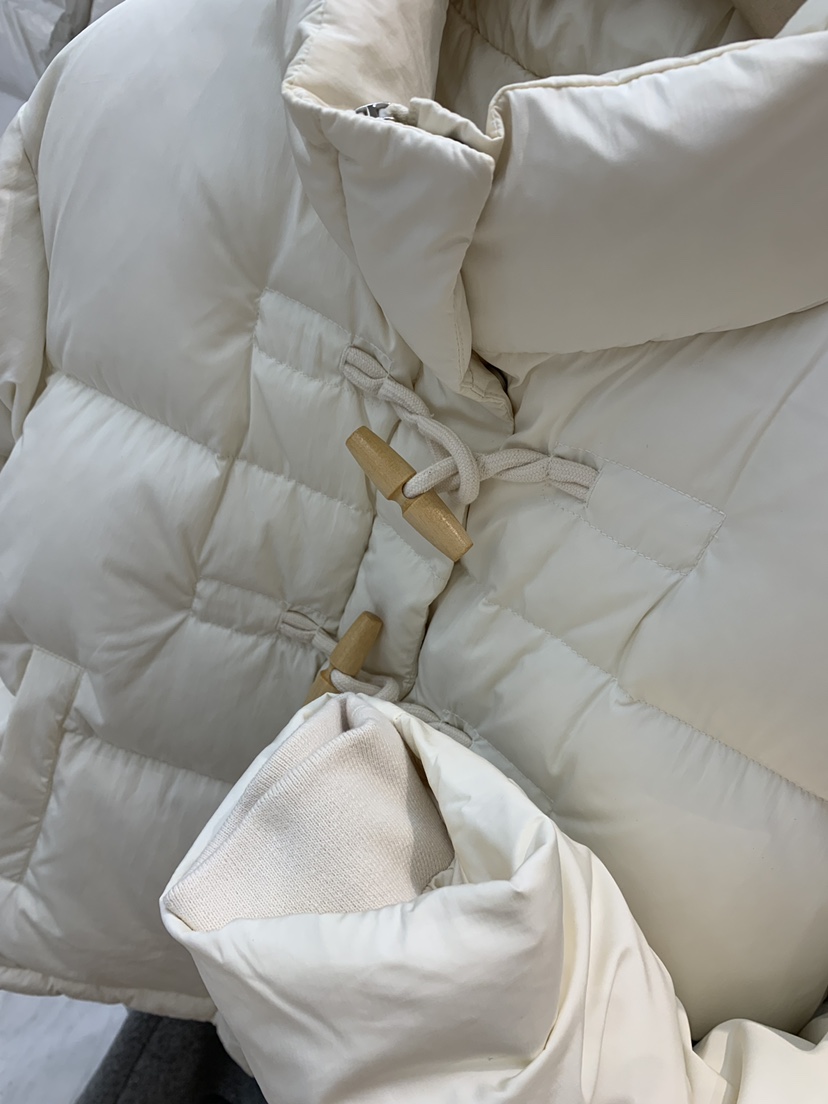 Fillmor韓國直郵東大門實拍女裝新品時尚推薦休閑短款羽絨服FILLMOR短款羽絨服