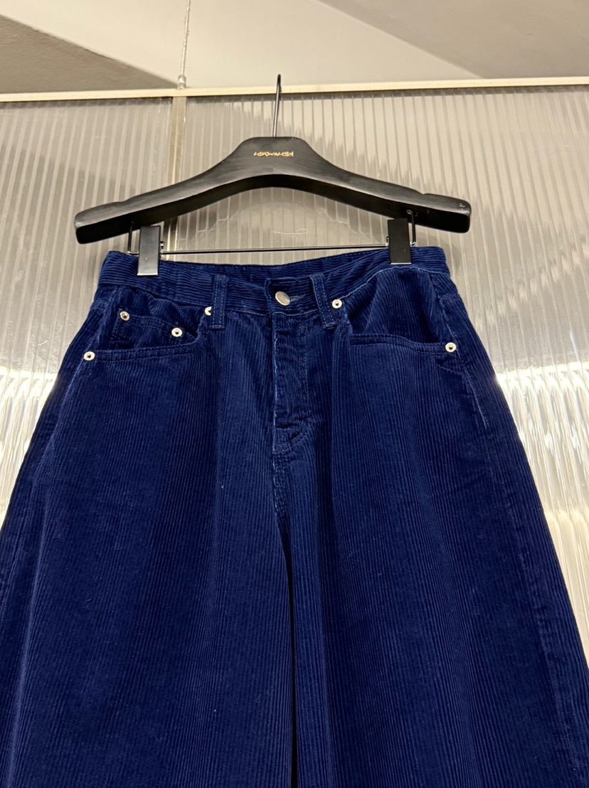 LARCENCICL韓國直郵東大門實拍女裝新品職業推薦休閑牛仔褲LARCENCICL牛仔褲