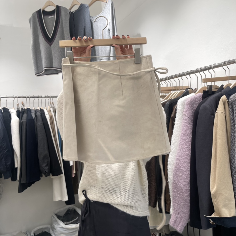 MUNSELL直郵韓國代購女裝新品真品時尚人氣職業熱賣短裙絨面革MUNSELL短裙