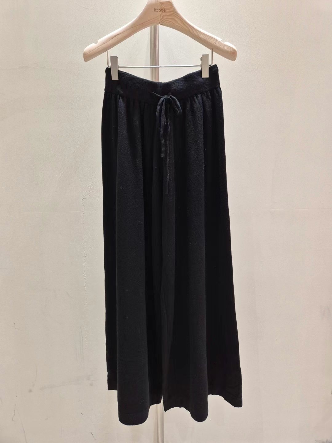LUNE___韓國直郵東大門代購女裝新品職業人氣真品休閑休閑褲BROTE休閑褲圖色3