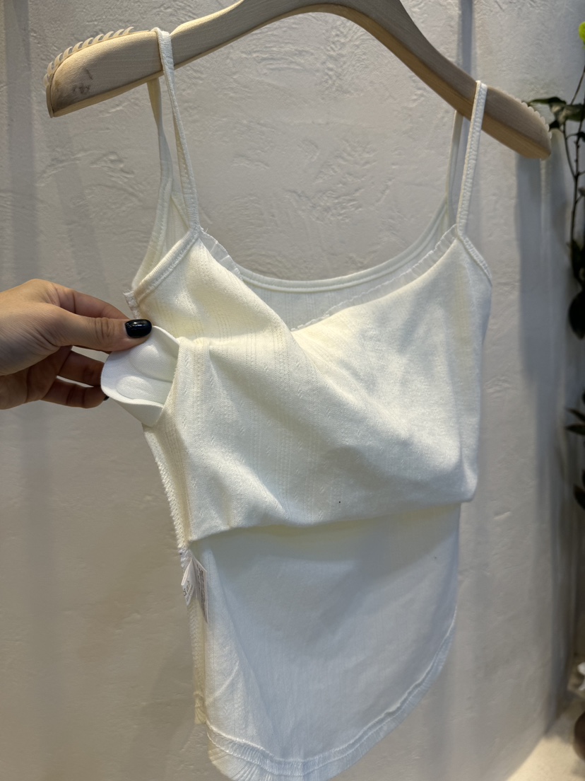RIAH直郵韓國代購女裝新品時尚人氣24秋冬職業吊帶背心蕾絲RIAH吊帶/背心