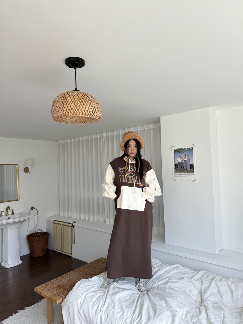 MAISON DE GLORY韓國直郵東大門實拍女裝新款人氣連衣裙連帽MAISON DE GLORY連衣裙