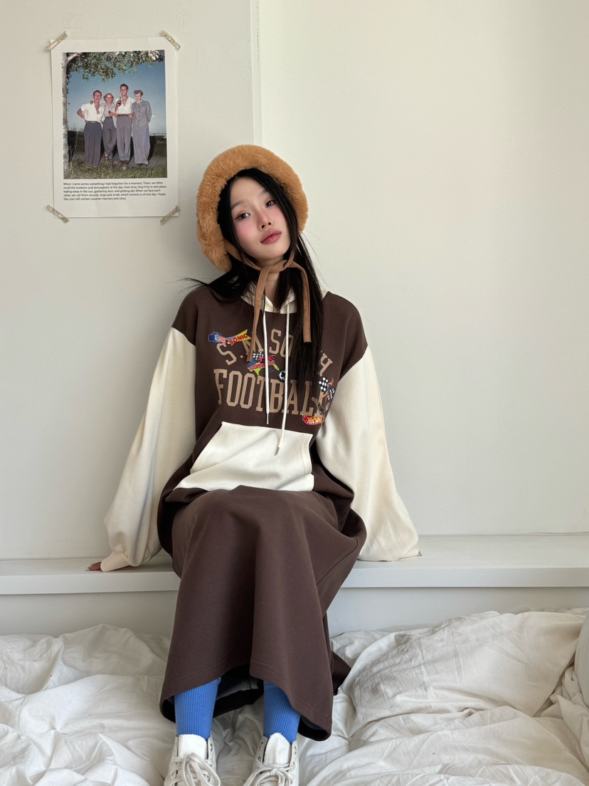MAISON DE GLORY韓國直郵東大門實拍女裝新款人氣連衣裙連帽MAISON DE GLORY連衣裙