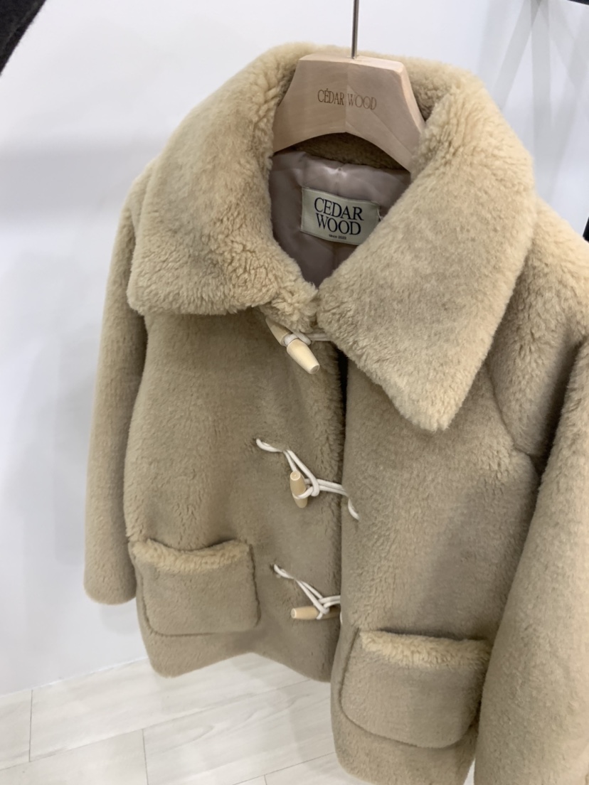 CEDARWOOD韓國直郵東大門實拍女裝新品熱賣時尚中長款大衣羊毛CEDARWOOD中長款大衣