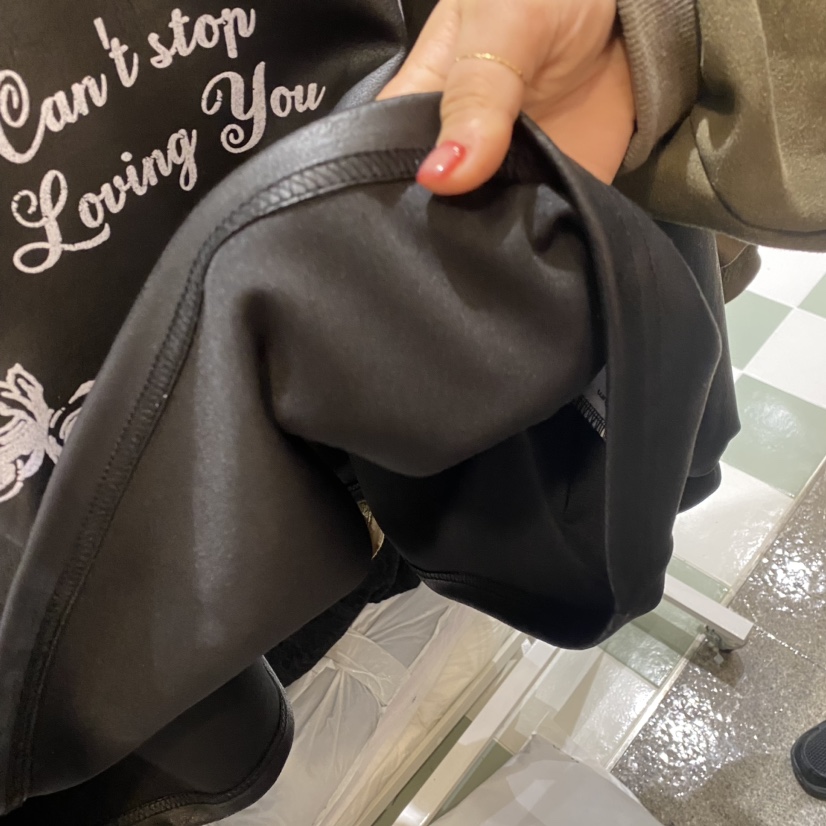 OihEum韓國直郵東大門實拍女裝新款熱賣時尚職業休閑人氣衛衣OREUM衛衣