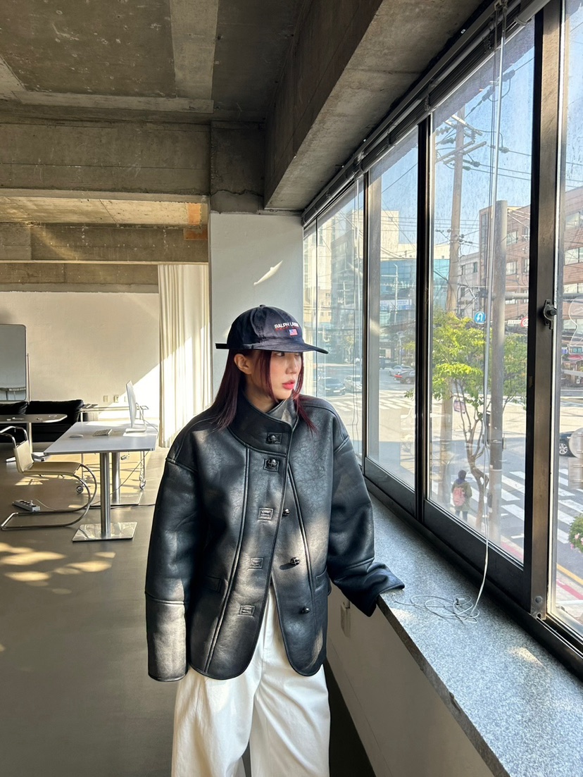 NAME VALUE直郵韓國代購女裝新款24秋冬真品時尚推薦皮衣OVER NEAR皮衣