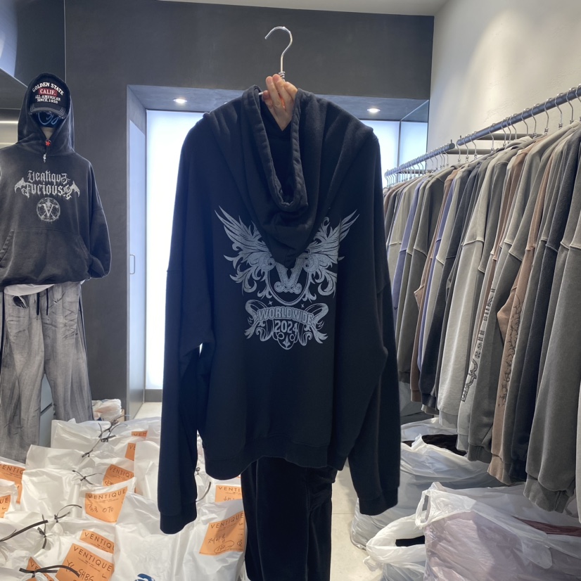 VENTIQUE韓國直郵女裝新款24秋冬時尚真品職業熱賣衛衣連帽VENTIQUE-男裝衛衣