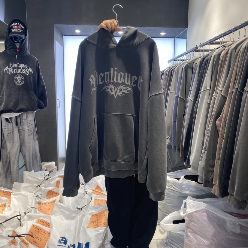 VENTIQUE韓國直郵女裝新款24秋冬時尚真品職業熱賣衛衣連帽VENTIQUE-男裝衛衣圖色3