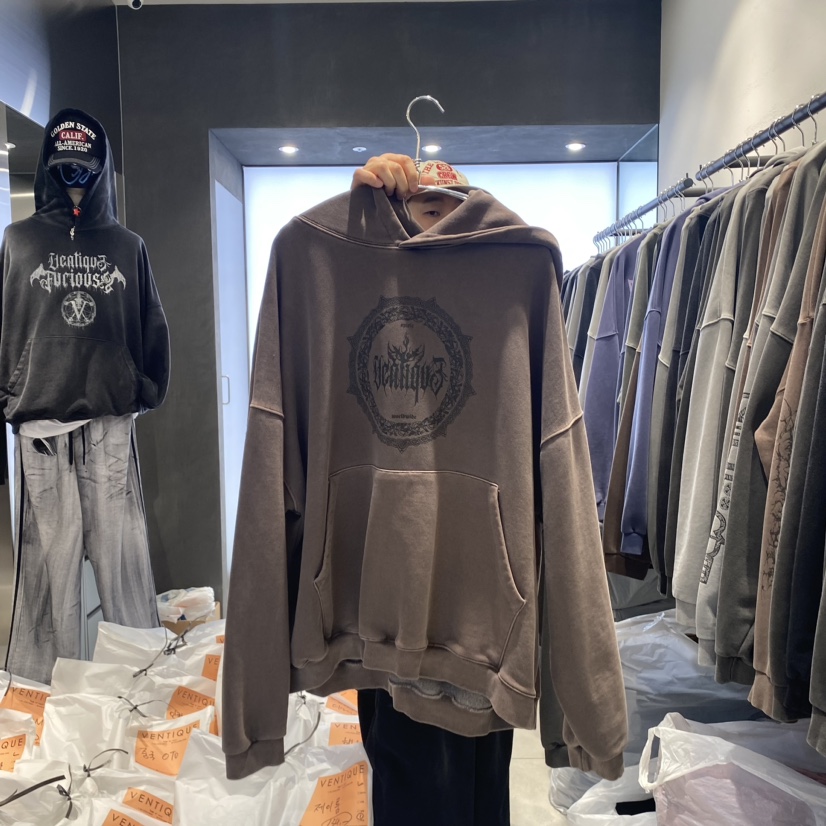 VENTIQUE韓國直郵東大門實拍女裝新款真品熱賣人氣衛衣連帽VENTIQUE-男裝衛衣