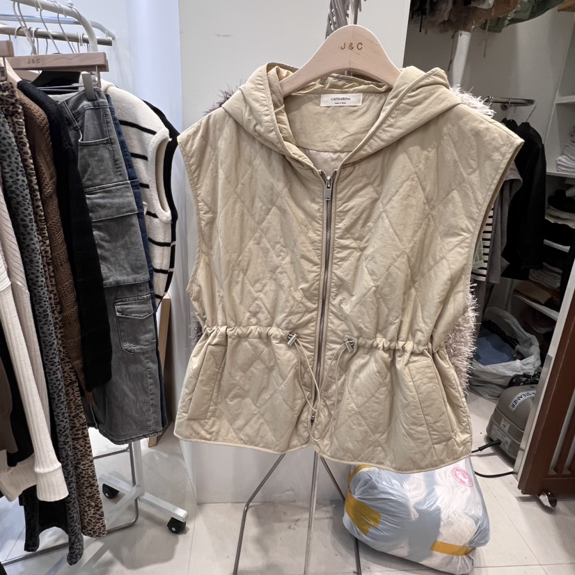UTH___韓國直郵東大門實拍女裝新款時尚休閑人氣真品馬甲連帽J&C/J.BLANC馬甲圖色2