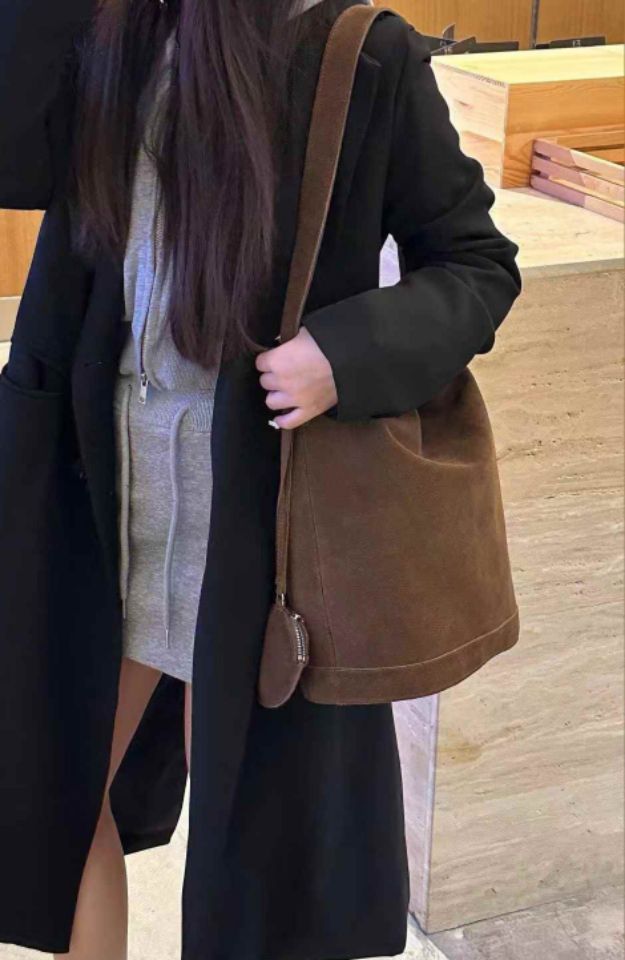 X韓國直郵東大門實拍女裝新品人氣真品推薦24秋冬單肩斜跨包BAKHA-Q單肩/斜跨包圖色2