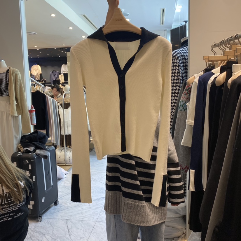 LOWBURN韓國直郵東大門實拍女裝新品推薦時尚24秋冬長袖T恤LOWBURN長袖T恤圖色2