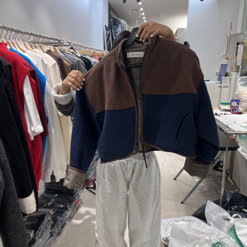 JUNI韓國直郵東大門實拍女裝新品職業真品熱賣推薦夾克拉鏈JUNI夾克圖色2