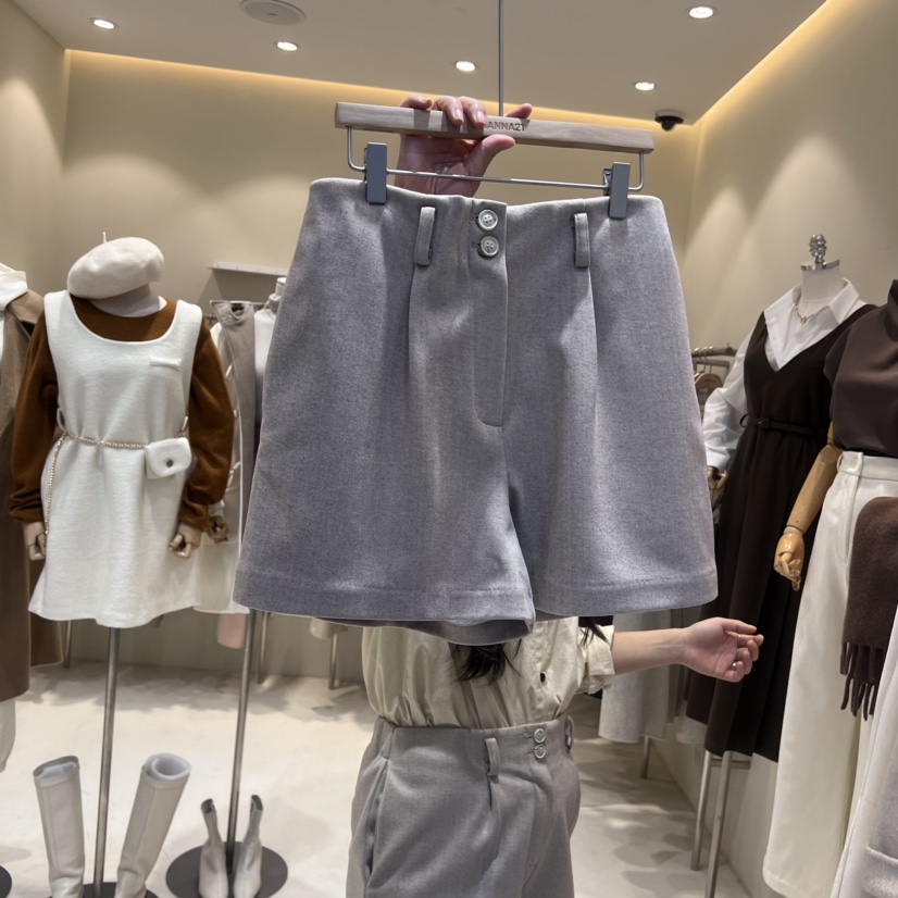 HANNA21韓國直郵東大門代購女裝新品推薦熱賣短褲人字紋羊毛HANNA21短褲
