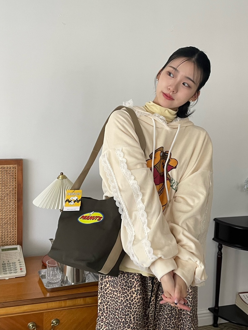 LEJUNEV-P韓國直郵東大門代購女裝新品時尚單肩斜跨包史努比LEJUNEV-P單肩/斜跨包
