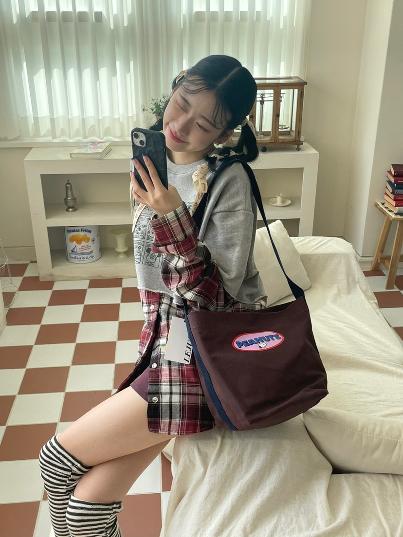 LEJUNEV-P韓國直郵東大門代購女裝新品時尚單肩斜跨包史努比LEJUNEV-P單肩/斜跨包