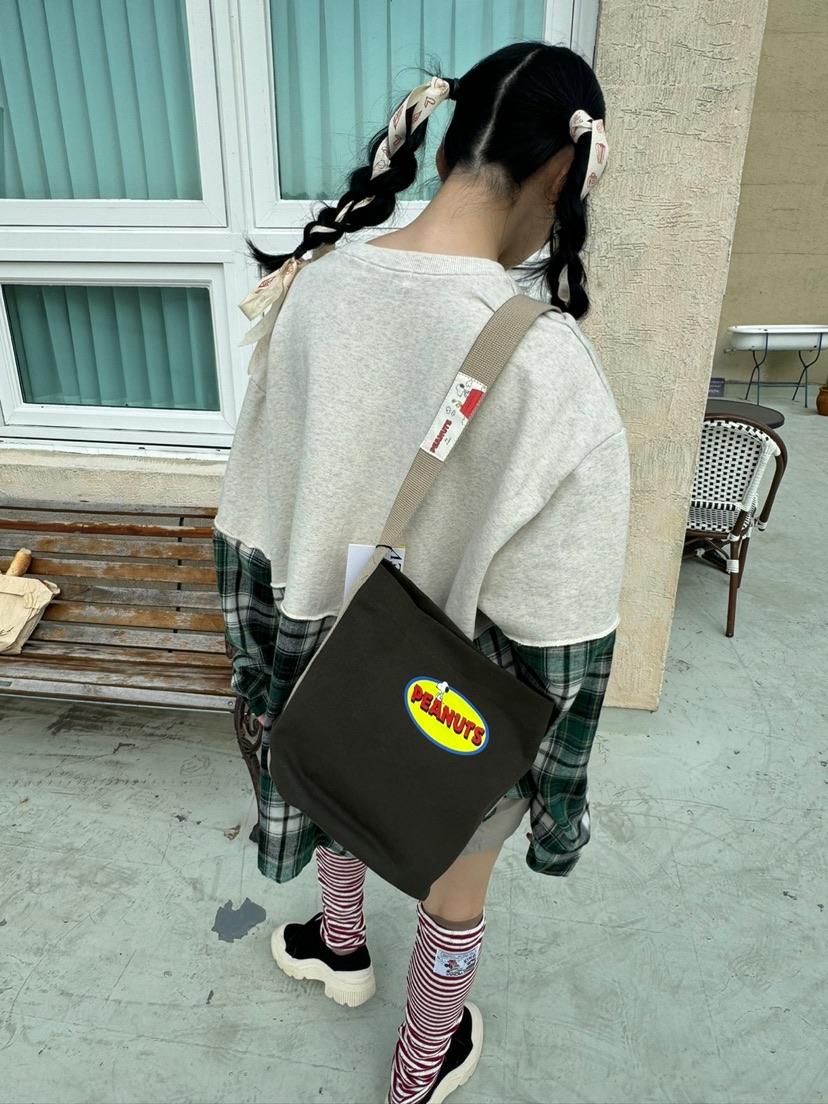 LEJUNEV-P韓國直郵東大門代購女裝新品時尚單肩斜跨包史努比LEJUNEV-P單肩/斜跨包圖色3