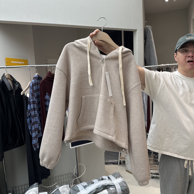 humming bird韓國直郵東大門實拍女裝新品人氣推薦衛衣兜帽HUMMING BIRD衛衣