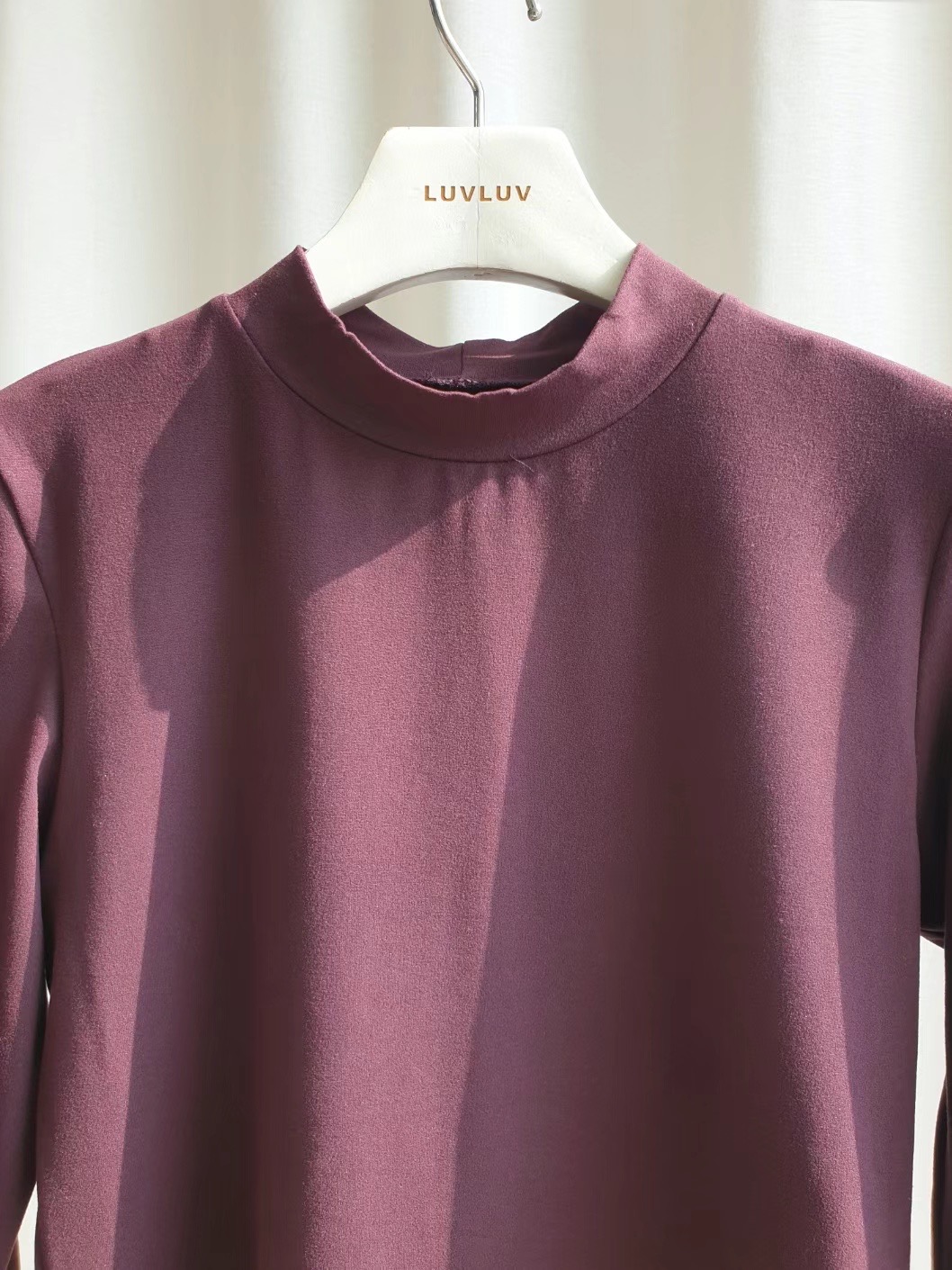 LUVLUV-럽럽-OT直郵韓國代購女裝新款休閑推薦熱賣長袖T恤LUVLUV長袖T恤