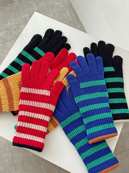 BUBBLE UNDER直郵韓國代購女裝新款真品休閑時尚24秋冬手套NOTICE手套