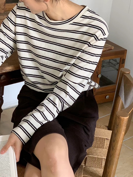 ATTHISMOMENT直郵韓國代購女裝新品人氣時尚職業推薦長袖T恤LEESA長袖T恤