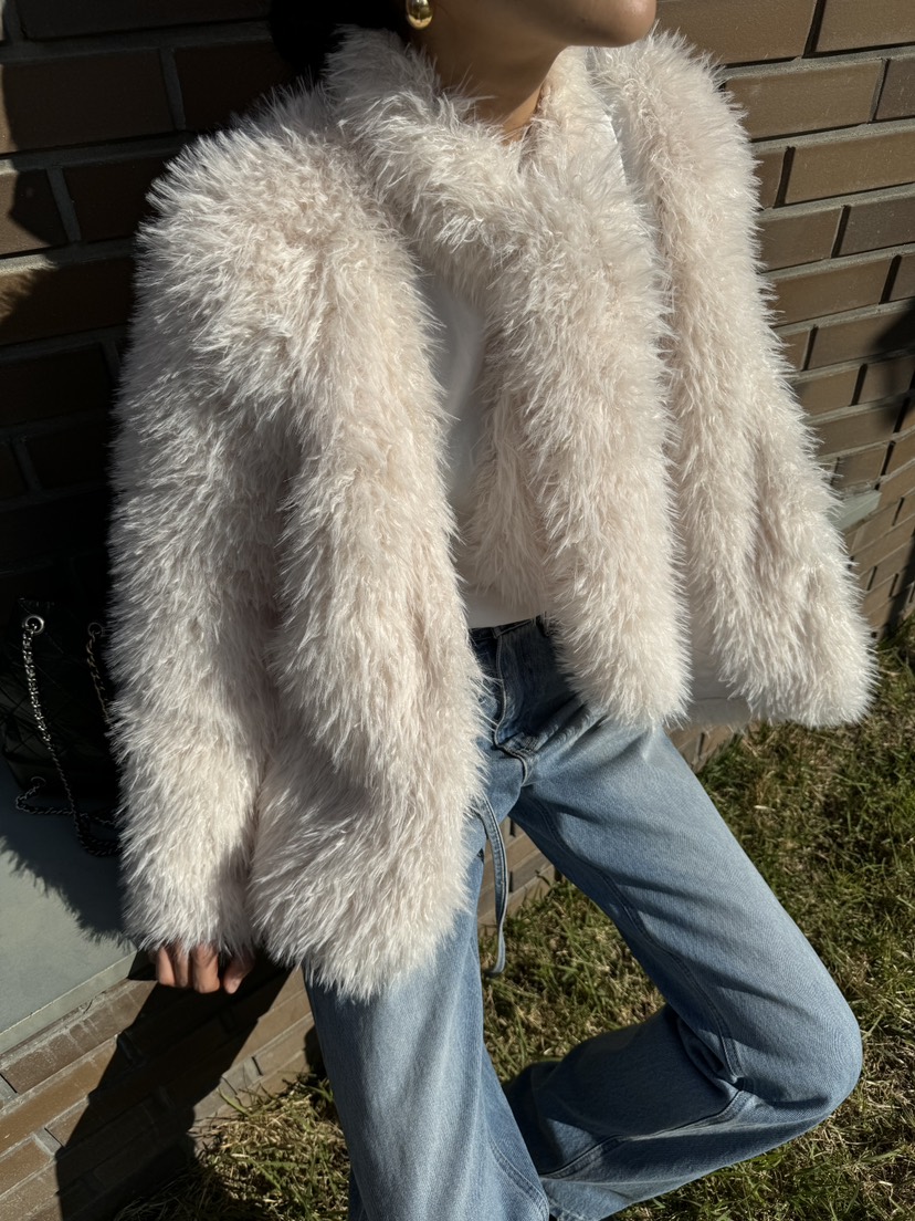 LIM LIM LIM韓國直郵女裝新款推薦時尚熱賣短款大衣含圍巾LIM LIM LIM短款大衣