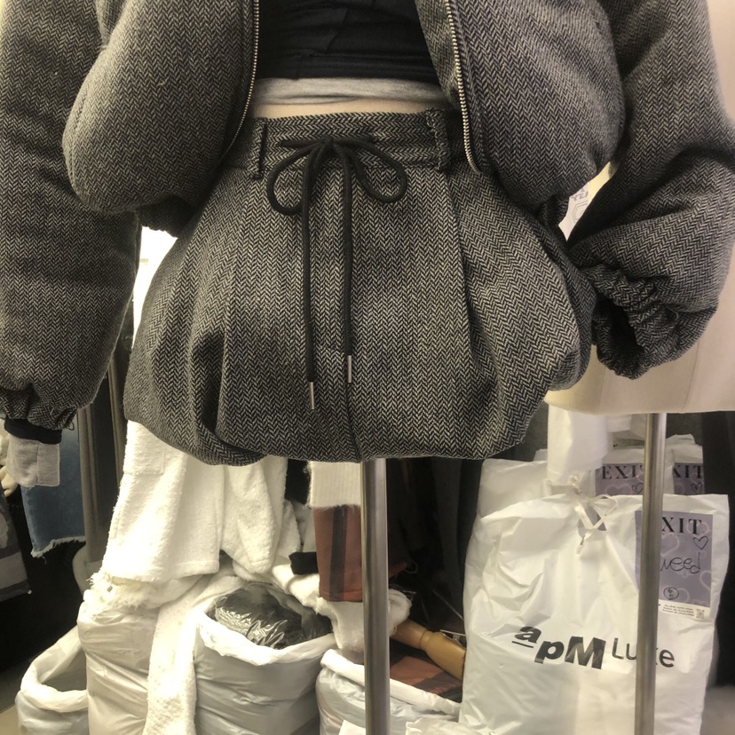 EXIT直郵韓國代購女裝新品職業時尚推薦熱賣真品人氣24秋冬短裙EXIT短裙圖色2