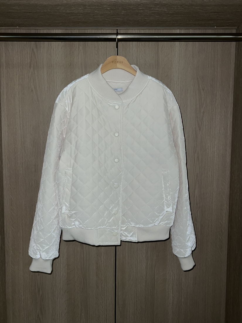 VERNI韓國代購女裝新款真品時尚職業推薦人氣休閑熱賣短款棉服VERNI短款棉服