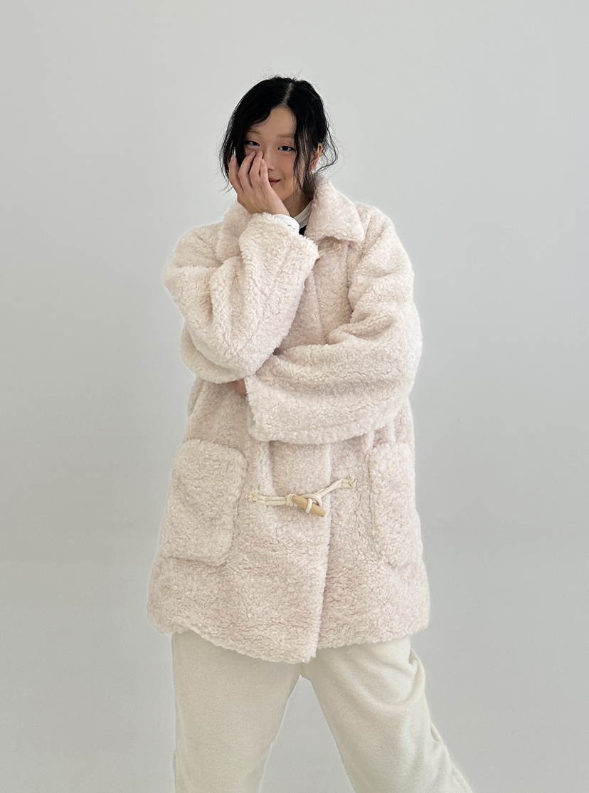 A.VER韓國直郵東大門實拍女裝新款熱賣休閑中長款大衣皮草A.VER中長款大衣