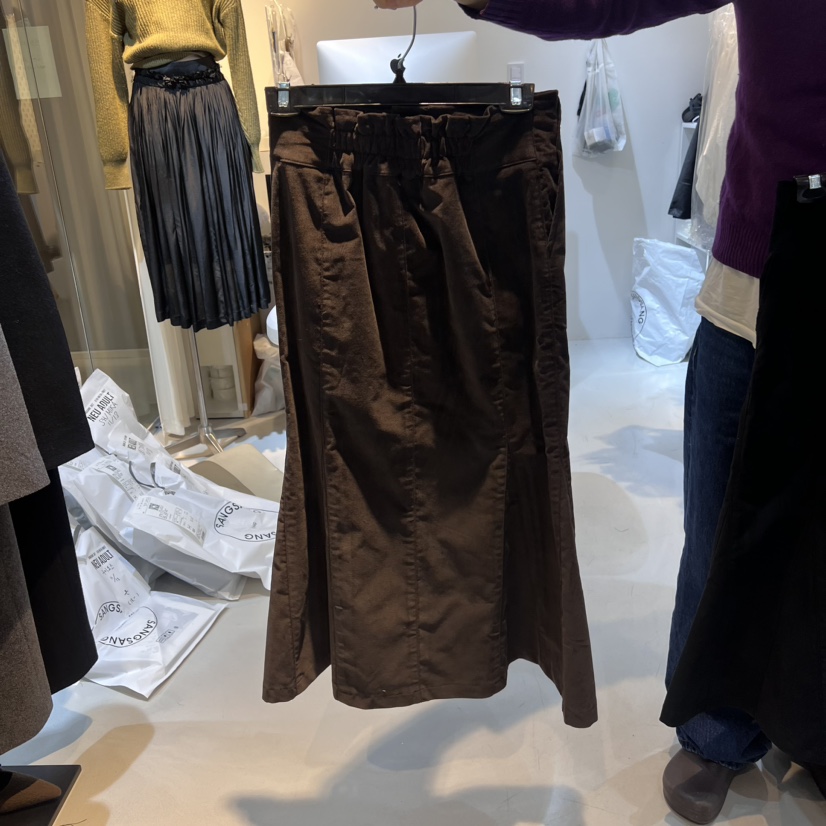 neu adult韓國直郵女裝新品職業24秋冬半身裙中短裙天鵝絨NEU ADULT半身裙/中短裙