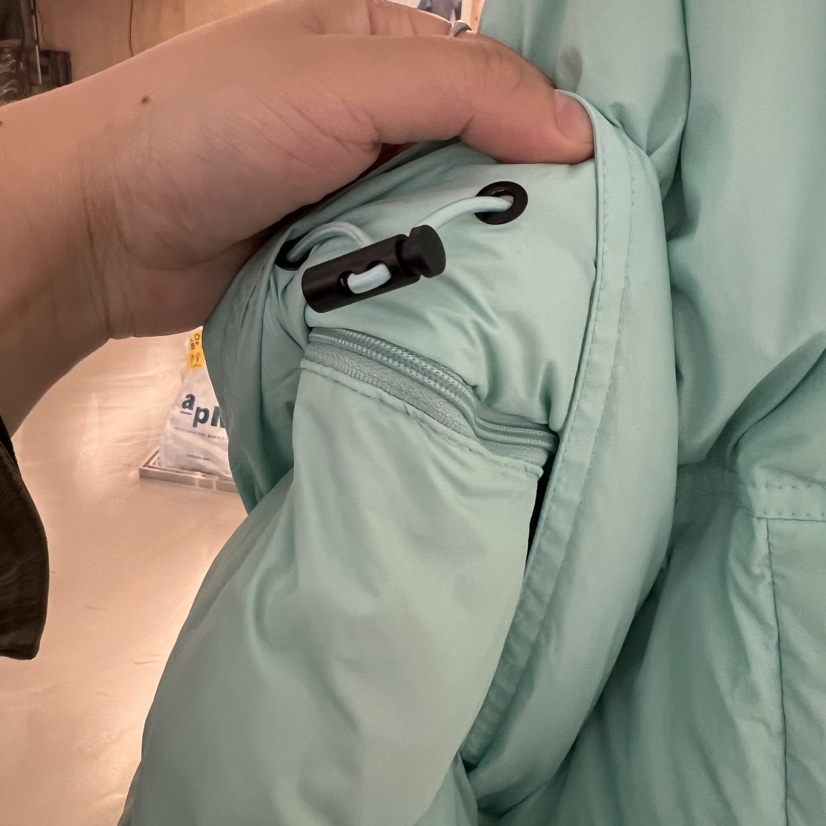 AI BOOTH直郵韓國代購女裝新款24秋冬短款羽絨服可拆卸填充鴨絨AI BOOTH短款羽絨服