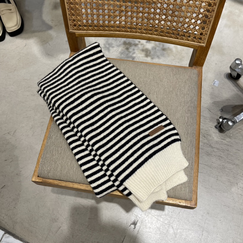 But ton/BOUTIQUE SEOUL-P韓國直郵東大門代購女裝新品24秋冬圍巾披肩羊毛But ton/BOUTIQUE SEOUL圍巾/披肩圖色3