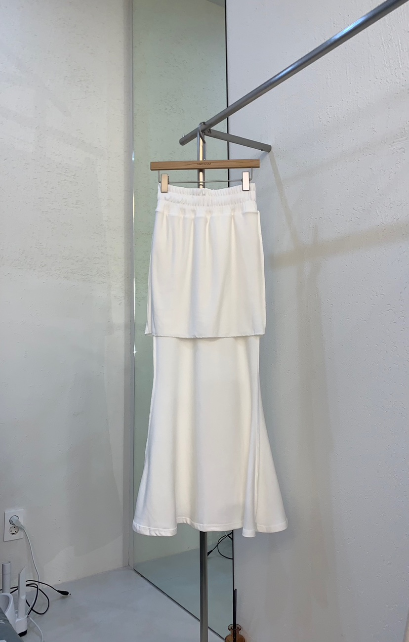 LIGHT AND SALT韓國直郵女裝新品人氣推薦真品熱賣職業長裙LIGHT AND SALT長裙