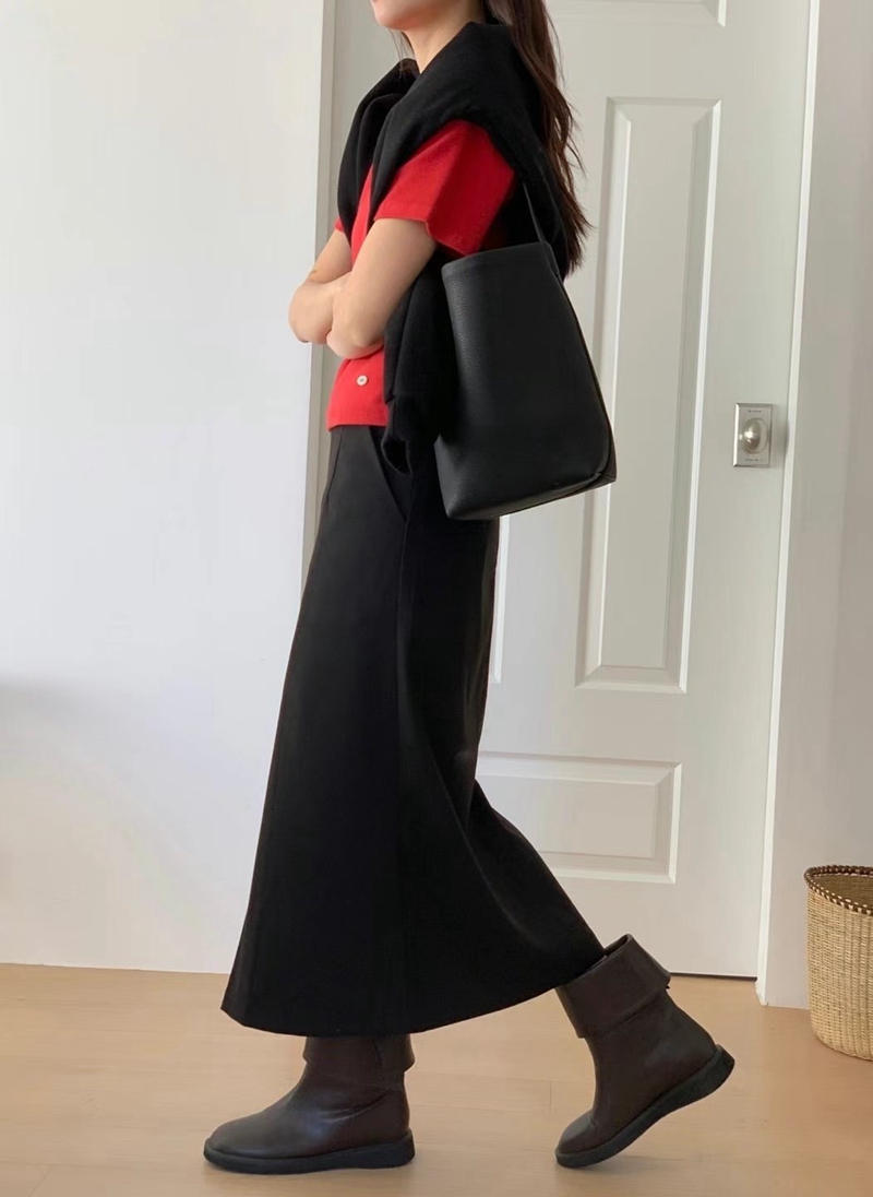 BLACKGHOBI韓國直郵東大門代購女裝新品真品人氣24秋冬長裙BLACKGHOBI長裙