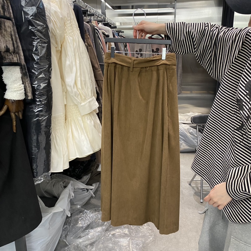 KirKe直郵韓國代購女裝新品時尚人氣24秋冬半身裙中短裙含腰帶KIRKE半身裙/中短裙
