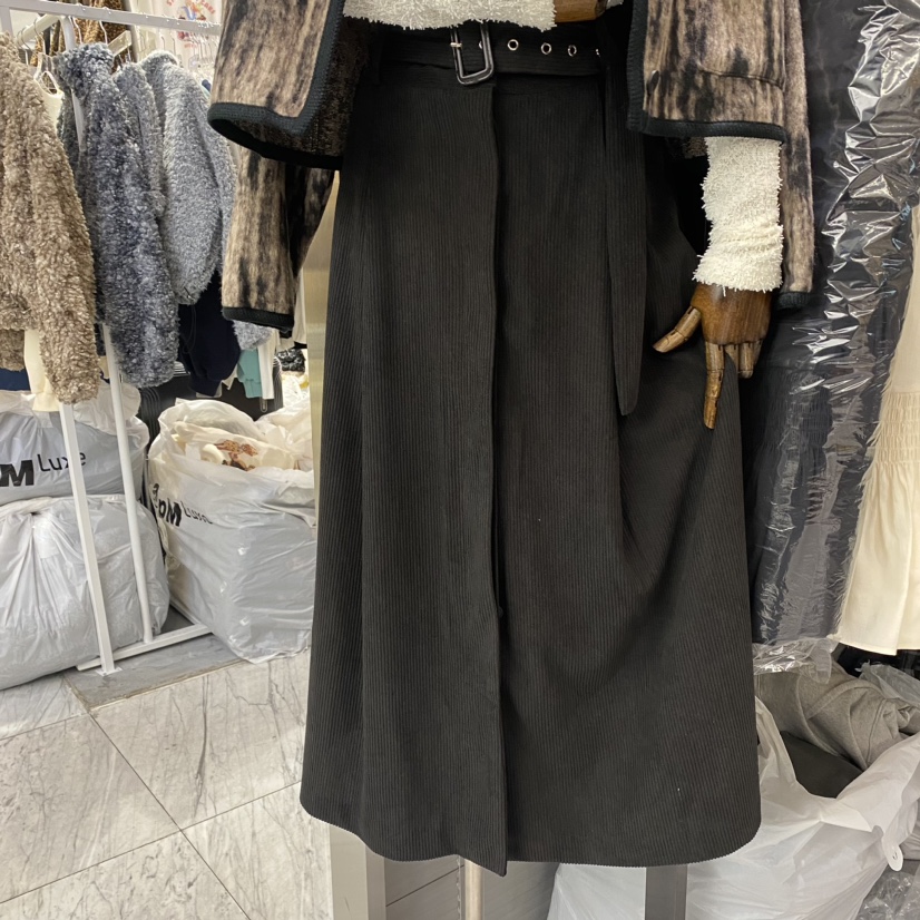 KirKe直郵韓國代購女裝新品時尚人氣24秋冬半身裙中短裙含腰帶KIRKE半身裙/中短裙圖色2