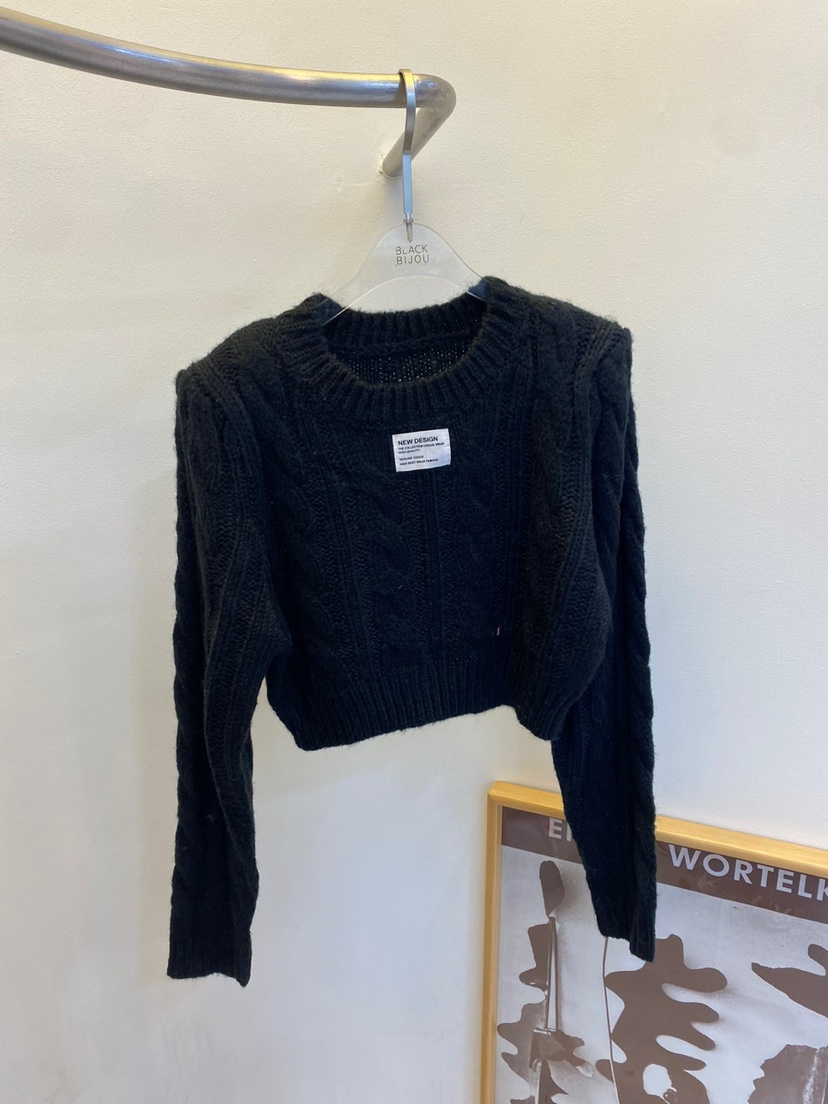 BLACK BIJOU韓國直郵東大門代購女裝新品真品人氣推薦針織衫BLACK BIJOU針織衫圖色3
