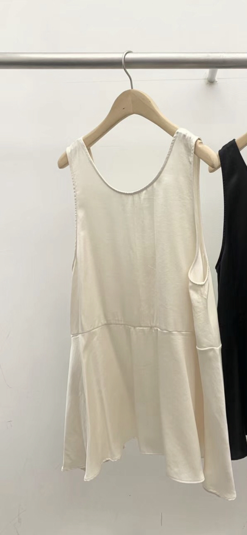 BERN韓國直郵女裝新品推薦真品職業24秋冬休閑人氣連衣裙BERN連衣裙圖色1