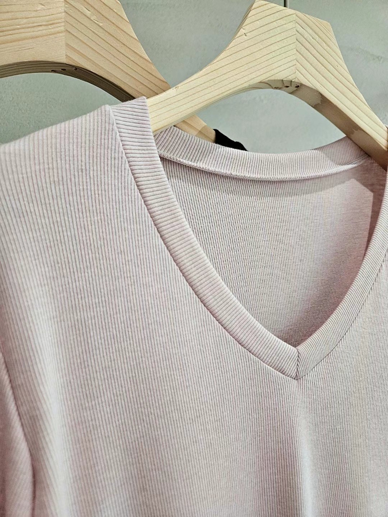 MARID韓國直郵東大門實拍女裝新款職業熱賣真品時尚長袖T恤V領WITHMOON長袖T恤